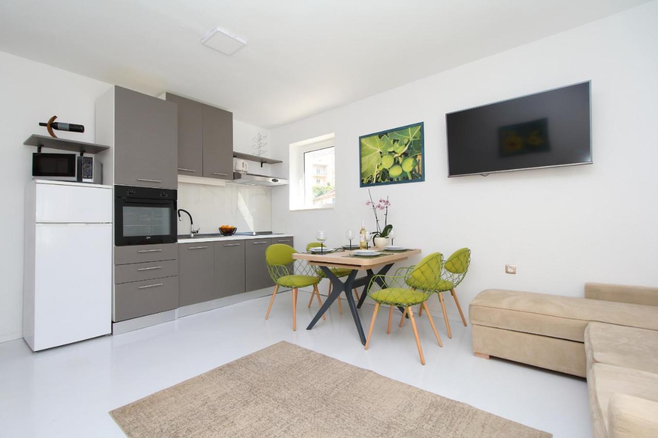 Apartmani Kike Макарска Экстерьер фото
