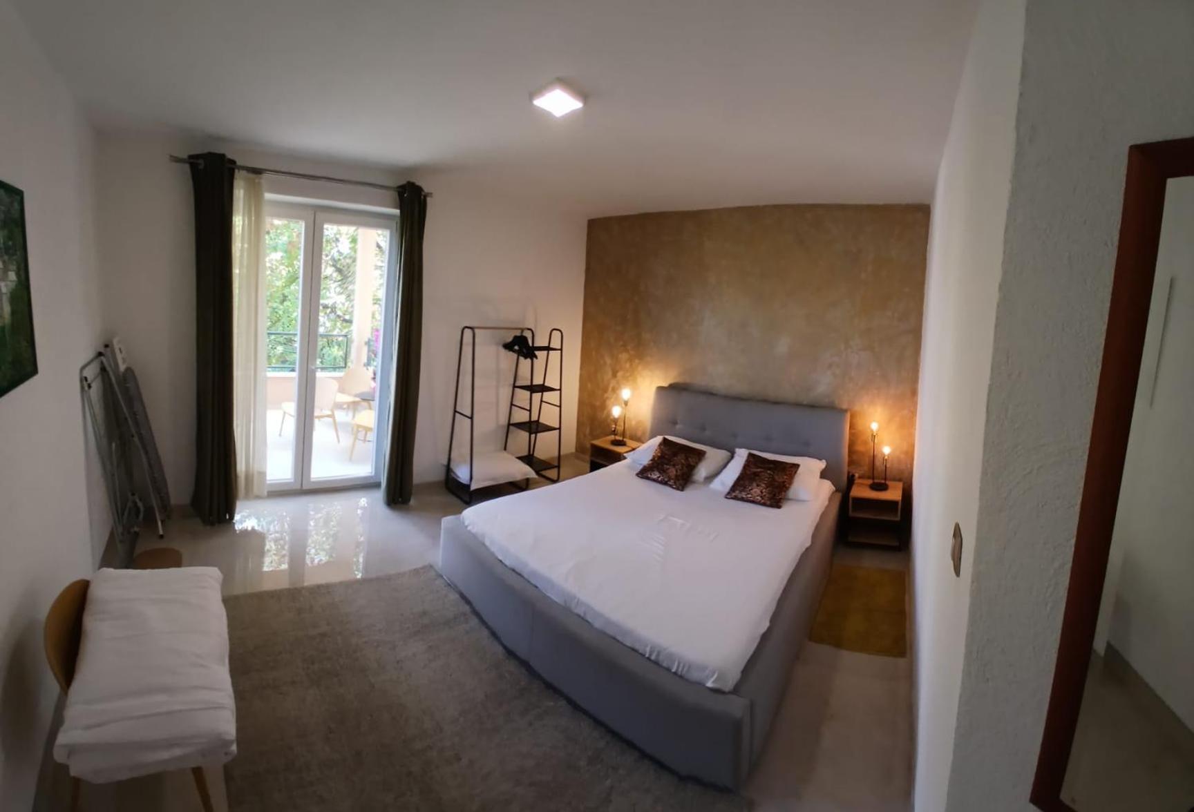 Apartmani Kike Макарска Экстерьер фото